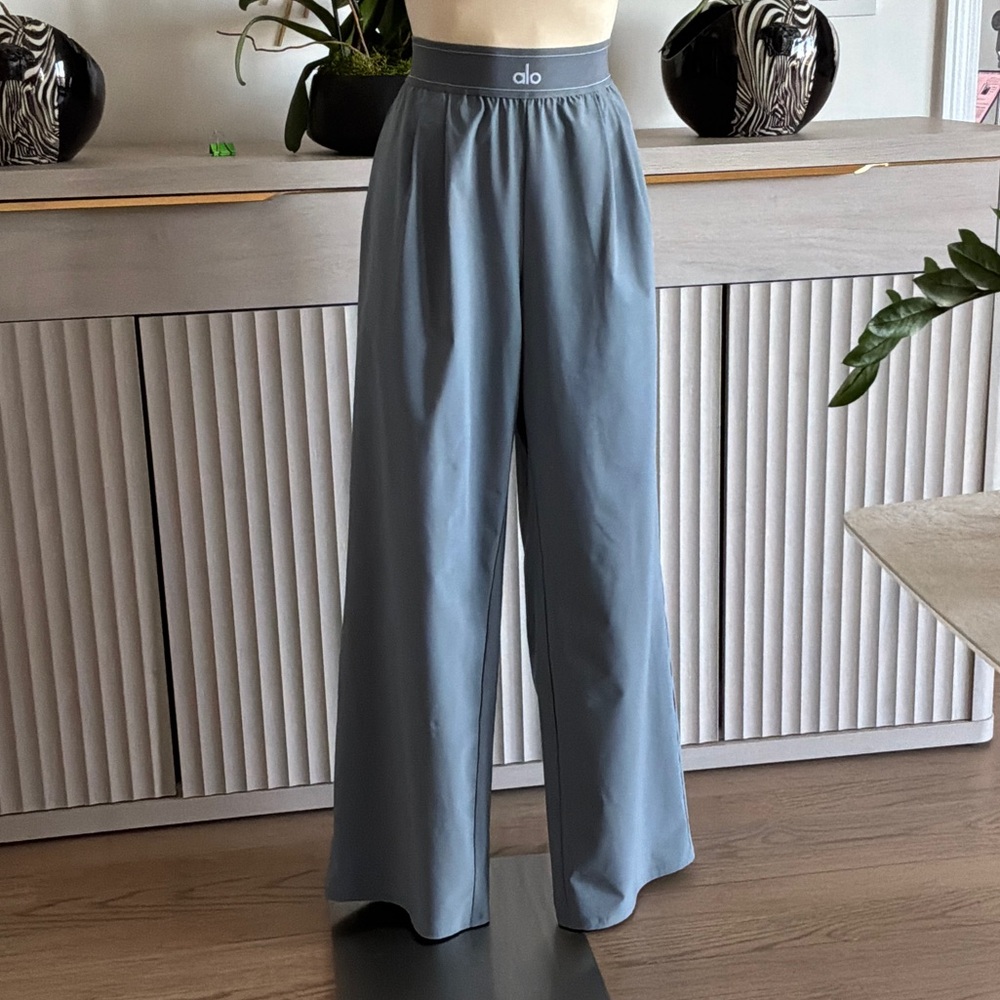 ALO Yoga Wide Leg Track Pants in Gray Blue